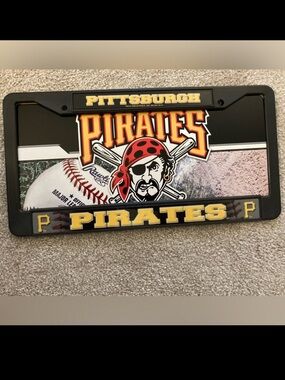 Pitt Pirates license plate frame
